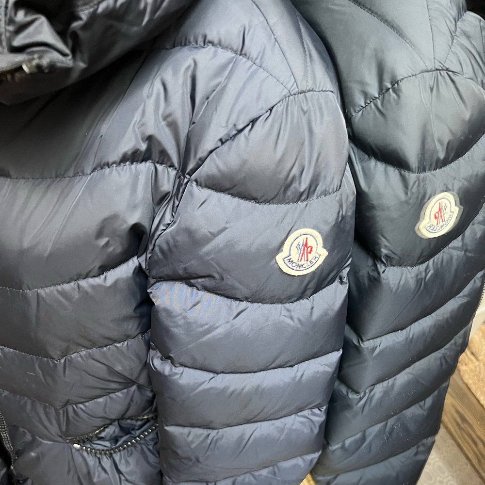 MONCLER  navy blue puffer coat with cowl neck - Picture 10 of 16